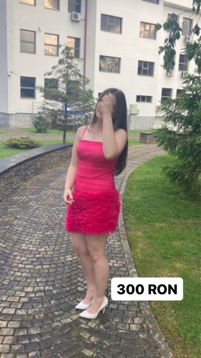Rochie fucsia mini mărime 36-38