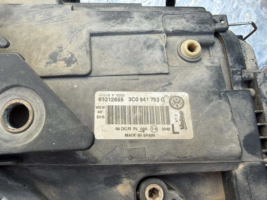 Адаптивни фарове Passat B6