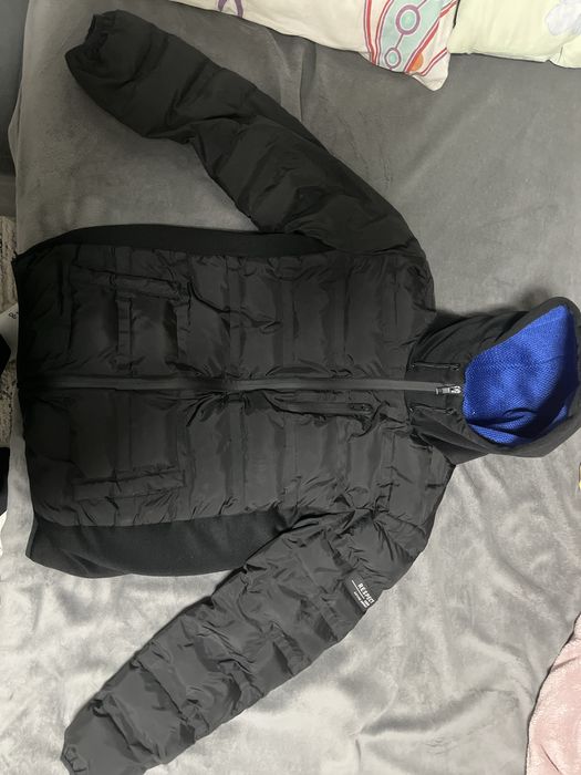 Продавам яке на марката minoti