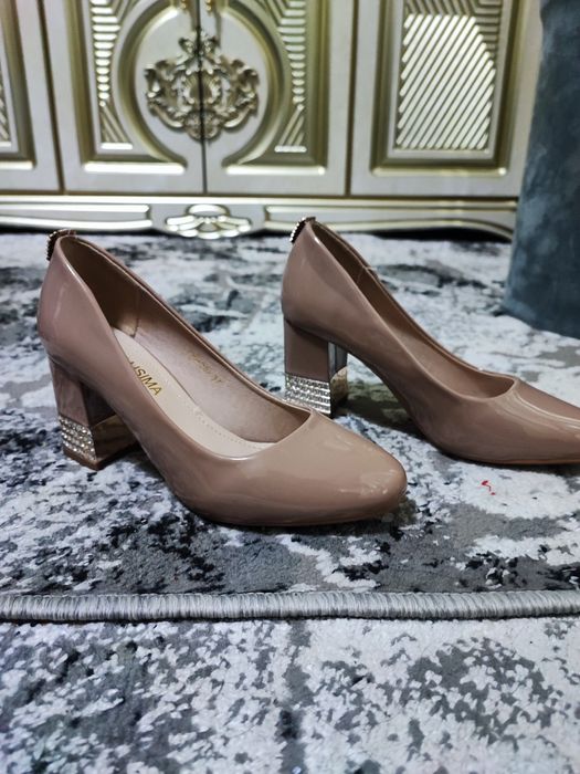 Женские туфли в идеале состоянии новые