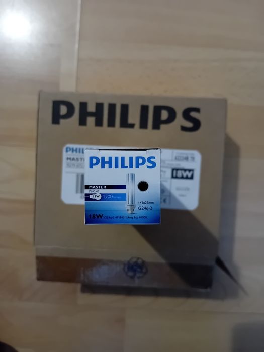 Becuri phillips pl c 4p