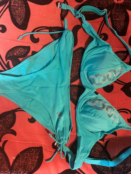 Продам купальники размер 46,48