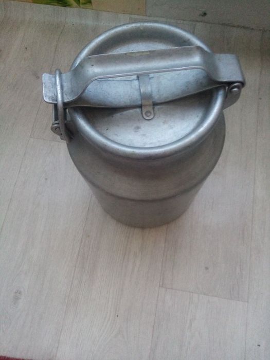 Продам алюминевую флягу