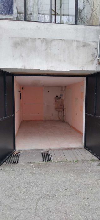 Продава се Гараж / Паркомясто в Варна, Окръжна болница - 17 кв.м за 5 €/кв.м - Снимка #1
