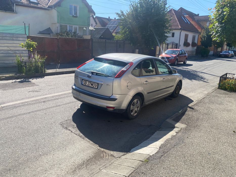 Vând Ford Focus 1.6  TDCI an 2007