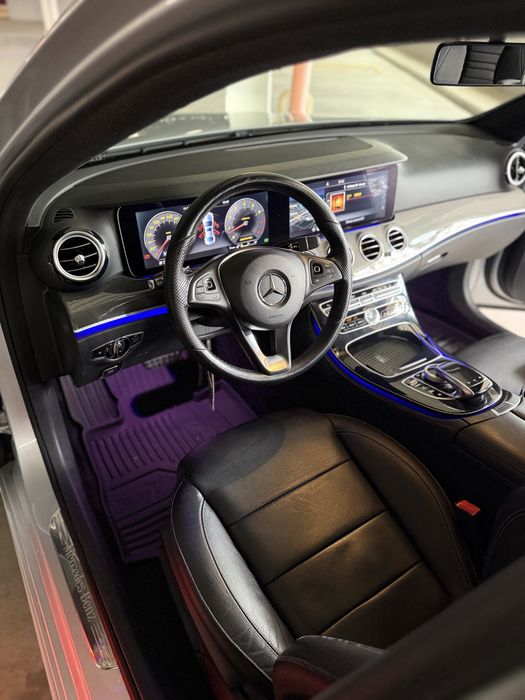 Mercedes-Benz E400 2017г W213 4MATIC DIGITAL