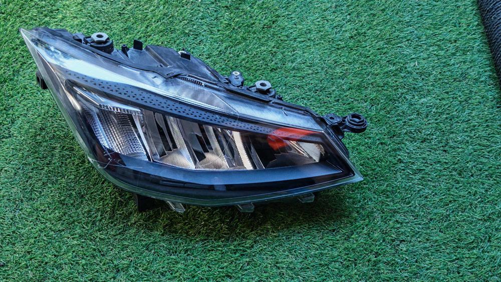 Фар за Seat Ibiza 6F1 Full LED / Сеат Ибиза 6Ф1
