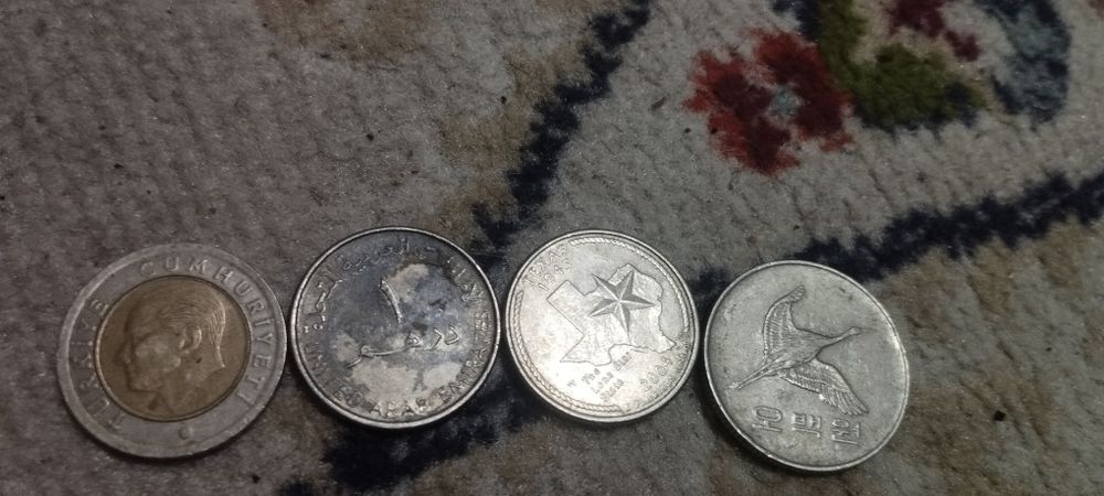 Продам коллекционные монеты