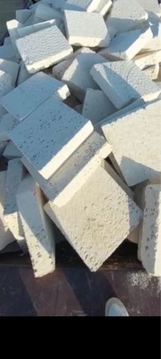 Жетыбайдың тасы бар