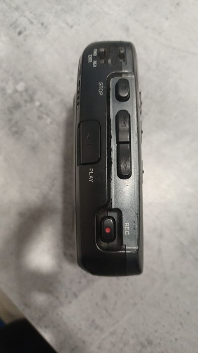 Walkman Aiwa cu radio