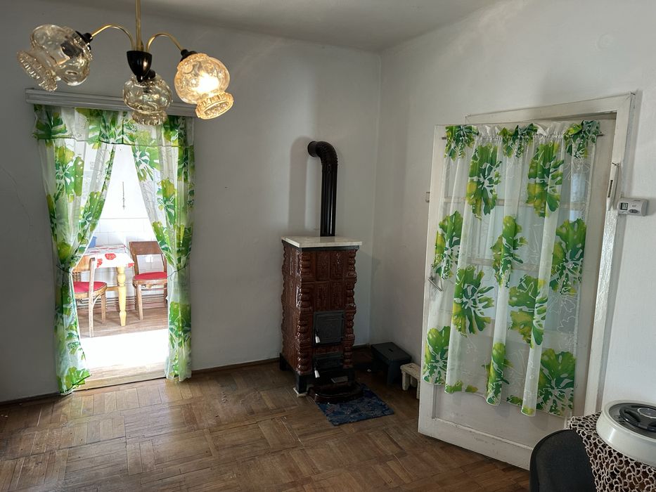 Casa de vanzare -zona Centrala,Teren generos 764mp