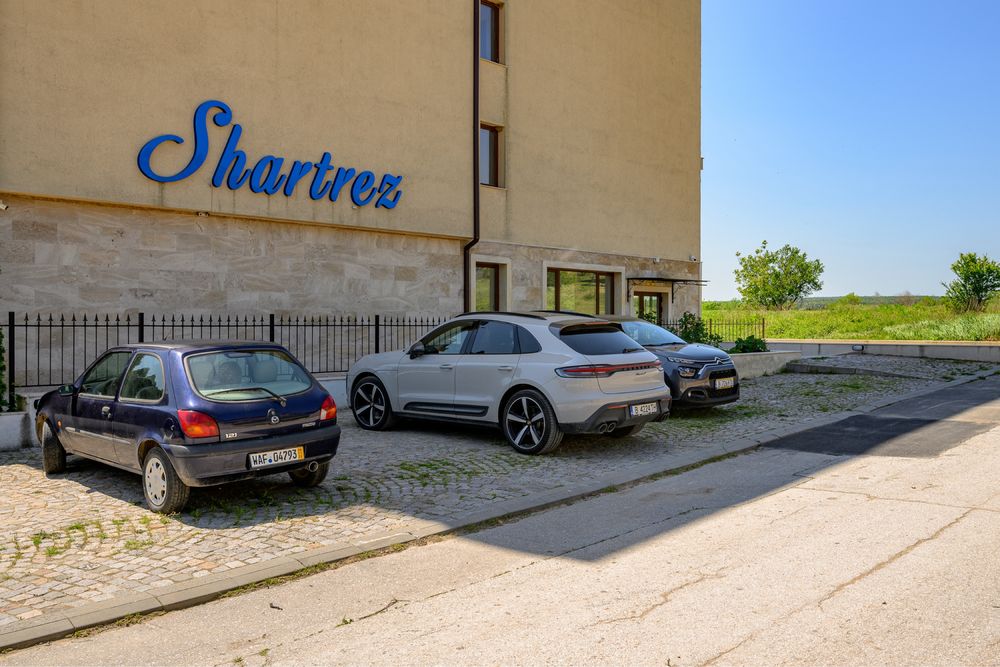 Продава се Едностаен апартамент в Варна, Младост 1 - 38 кв.м за 1343 €/кв.м - Снимка #10