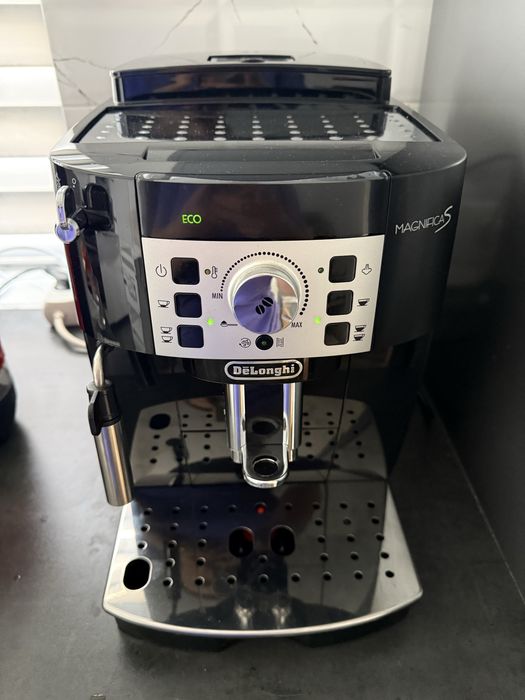 Espressor Delonghi Maginifica S