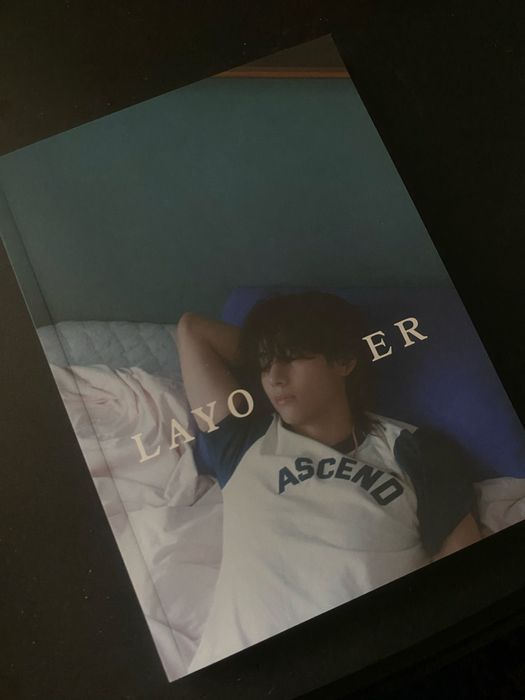 Альбом V (BTS) Layover