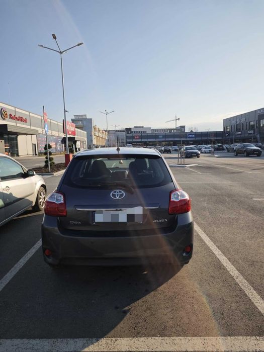 Toyota Auris Facelift - 2011г. - 6 скорости - Изключително запазена!