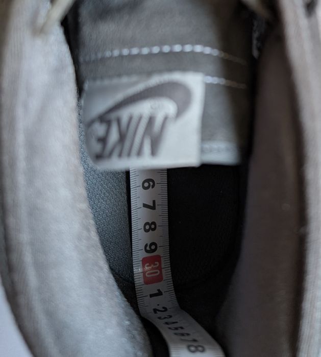 Ghete stil baschet Nike marimea 48, gri