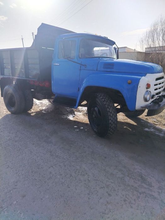 Zil 130 sotiladi