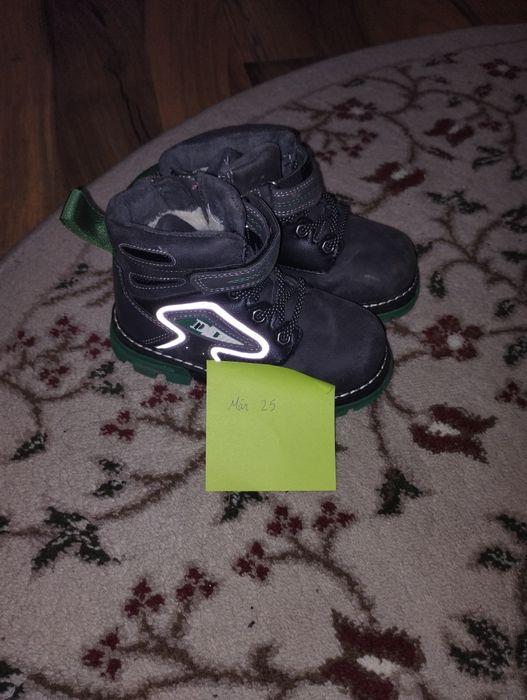 Papuci baieti diferite marimi