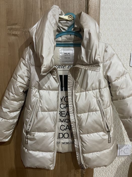 Куртка осень-зима на девочку