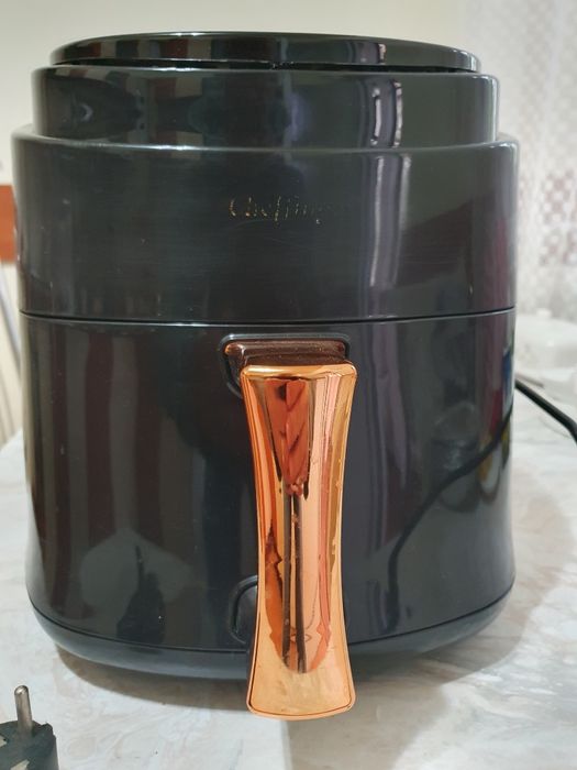 Friteuză cu aer cald Cheffinger Home 1400W 8 litri CF-AFRY8