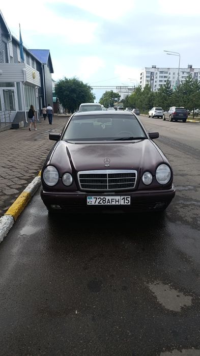 Продам Мерседес в 210 кузове