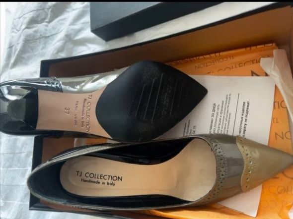 Замонавий аёллар туфлиси