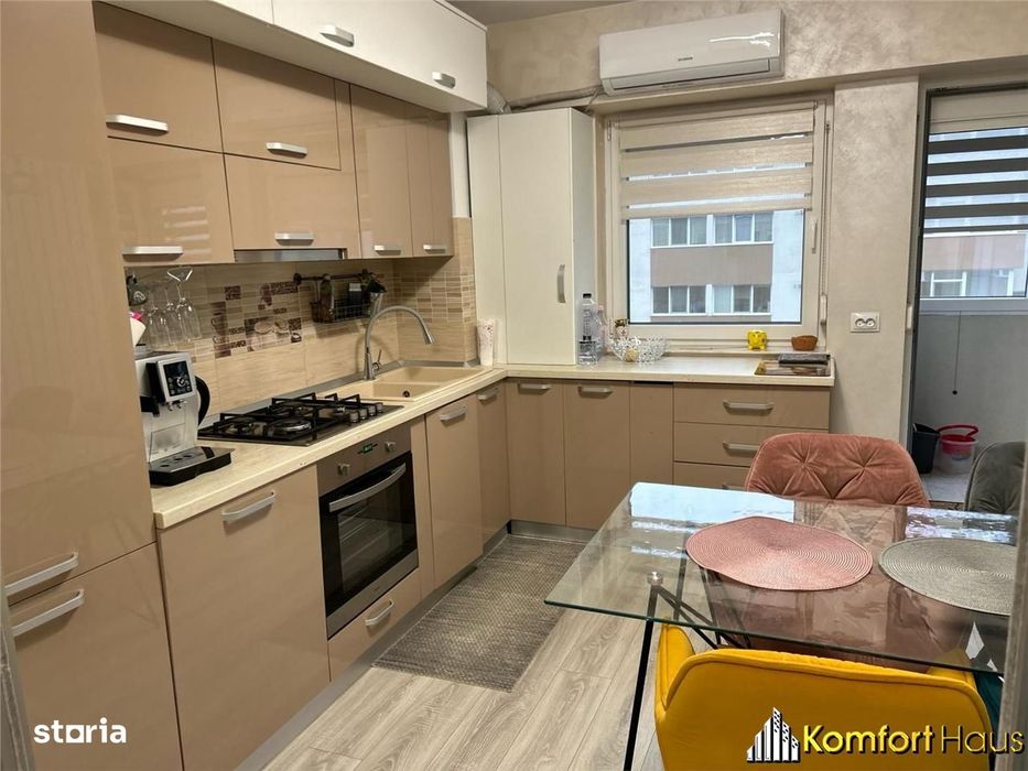 Apartament 3 camere FIALD