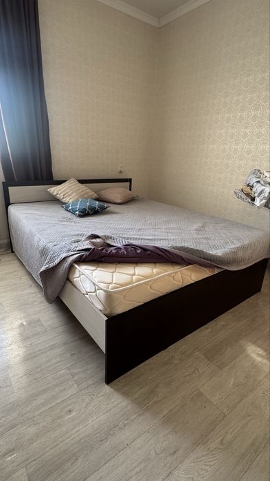 Продам кровать 160*200