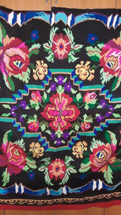 Covor poular tesut manual