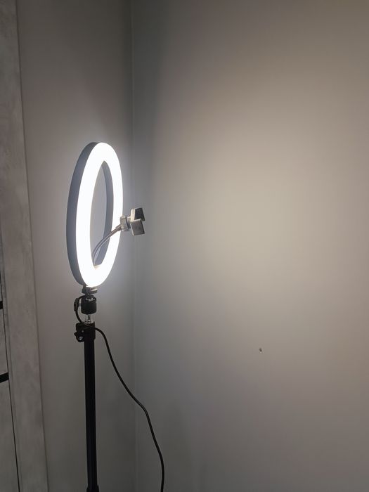 Лампа круглая!!!