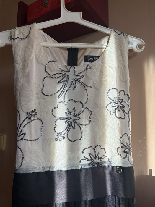 Официална рокля на LUCY