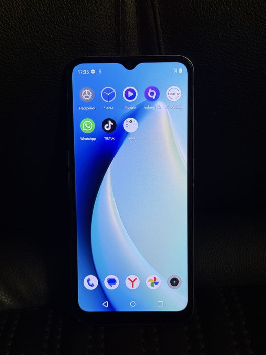 Realme C31 4/64 продам