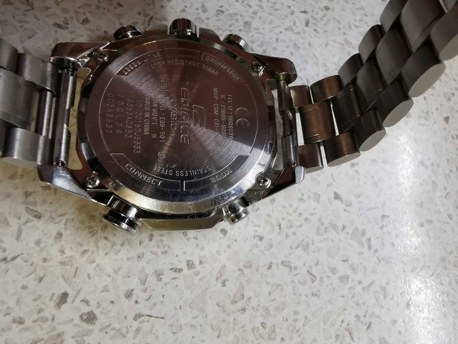 Часы Casio Edifice EQB-501