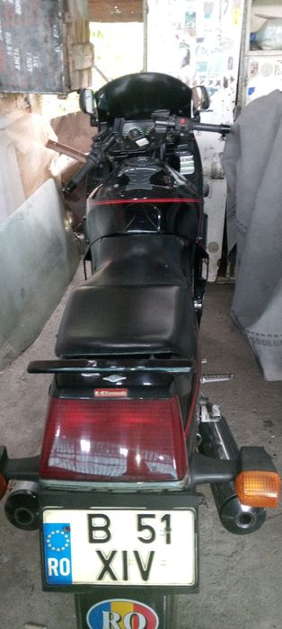 Vind motocicleta Kawasaki gpx 750r