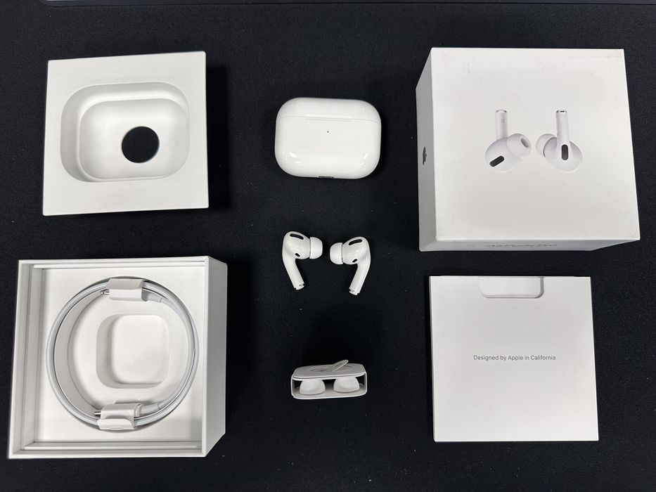 Apple AirPods Pro (1st Gen)