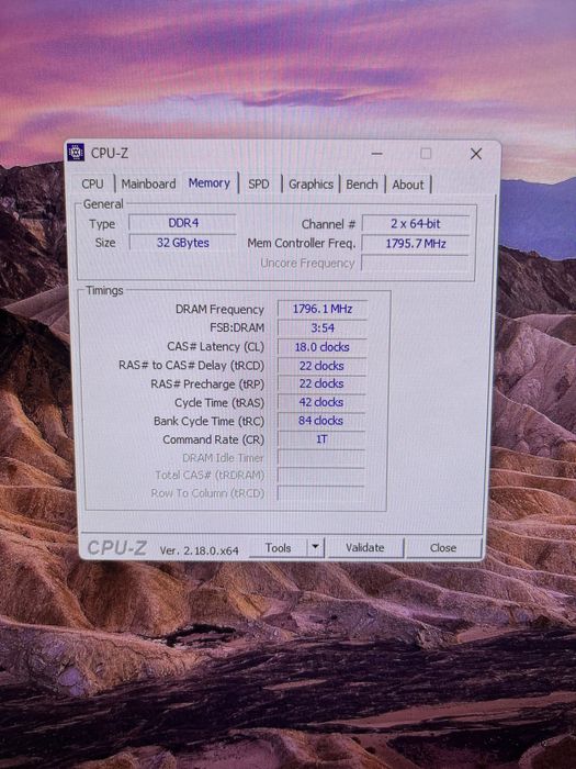 AMD Ryzen 7 5700X, GeForce 5070, 32gb RAM