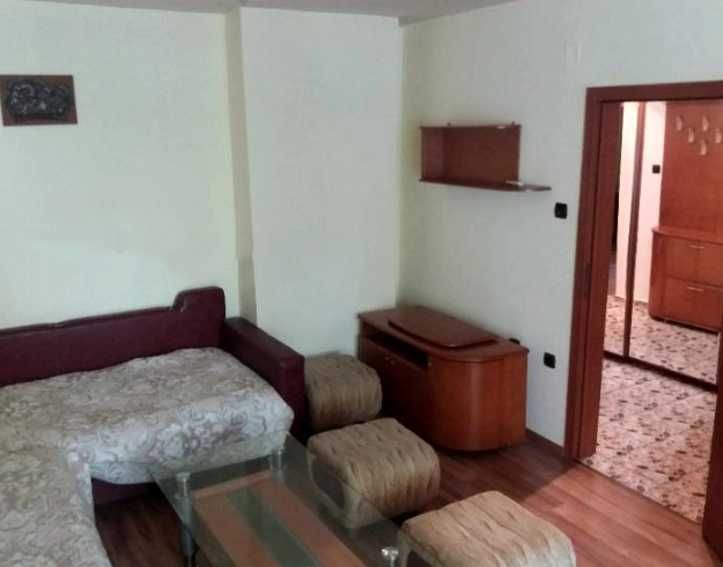 Дава се под наем Тристаен апартамент в Пловдив, Кючук Париж - 80 кв.м за 250 € - Снимка #3