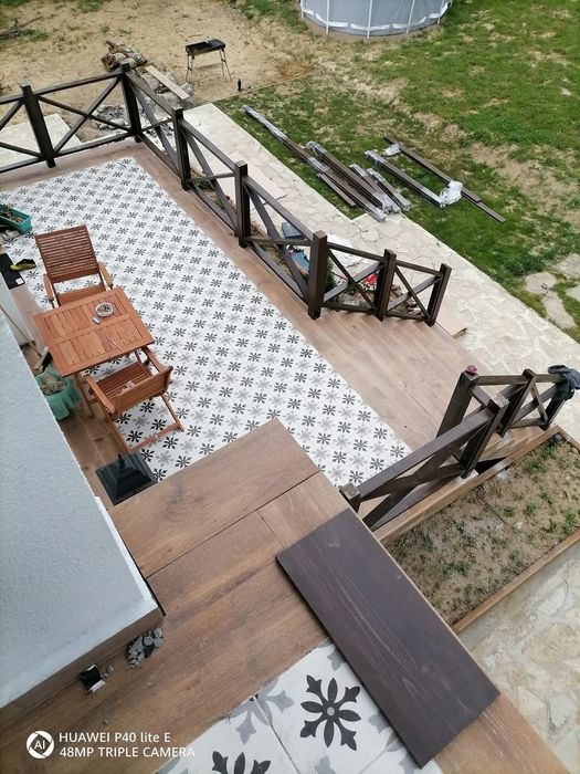 Стъпала, стълбище, парапет