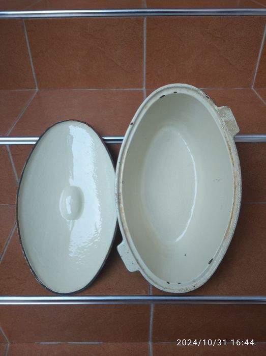 Казан чугунный отличное состояние