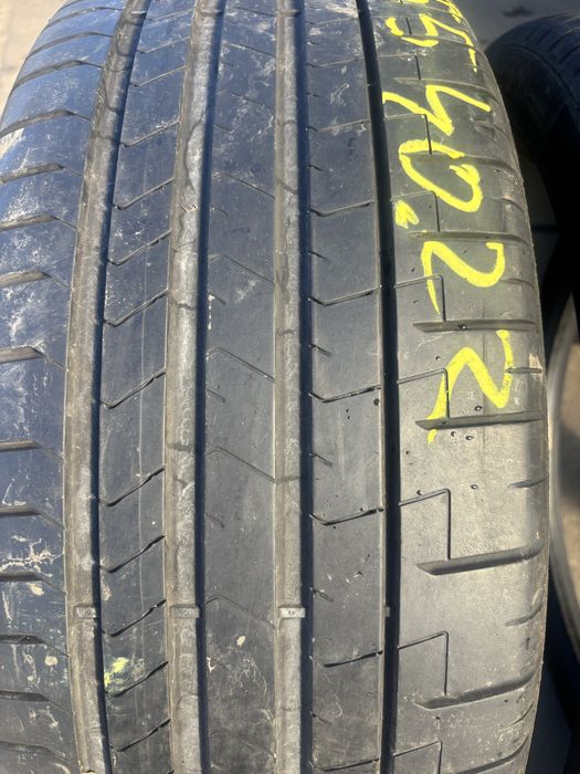 Anvelope vara 255/40/22 pirelli