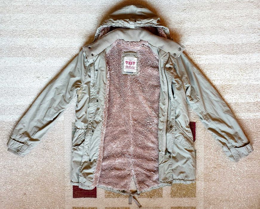 ЧИСТО НОВО яке Alcott с мека подплата