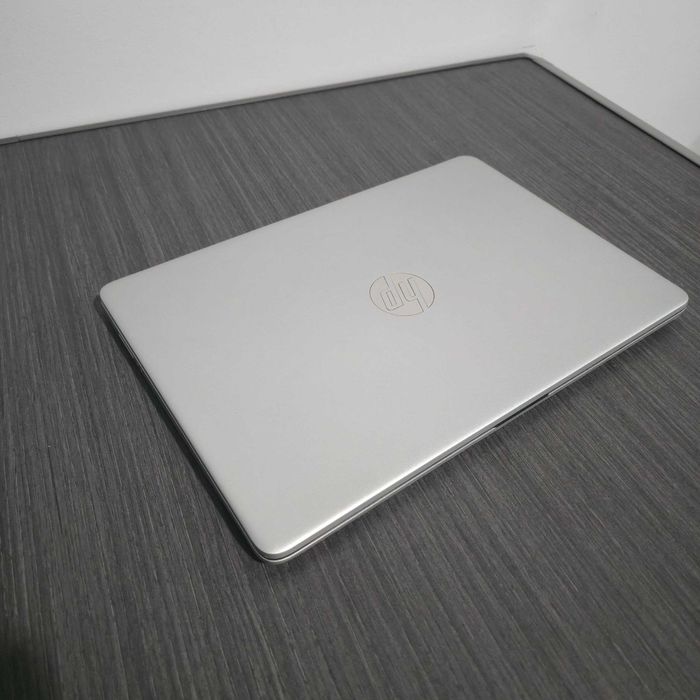 HP Laptop 14s AMD Ryzen 5 4500U