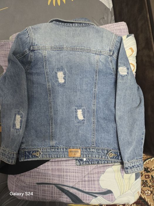 Джинсовая курточка.До 11 лет