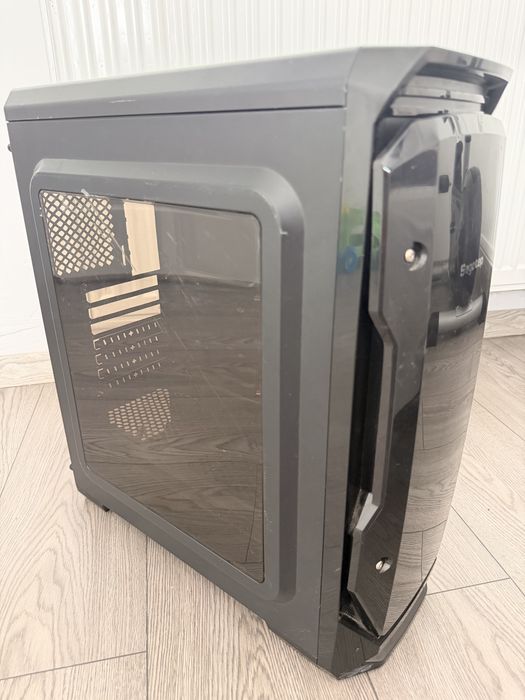 Vand componente pc dau tot pc ul pentru 1550