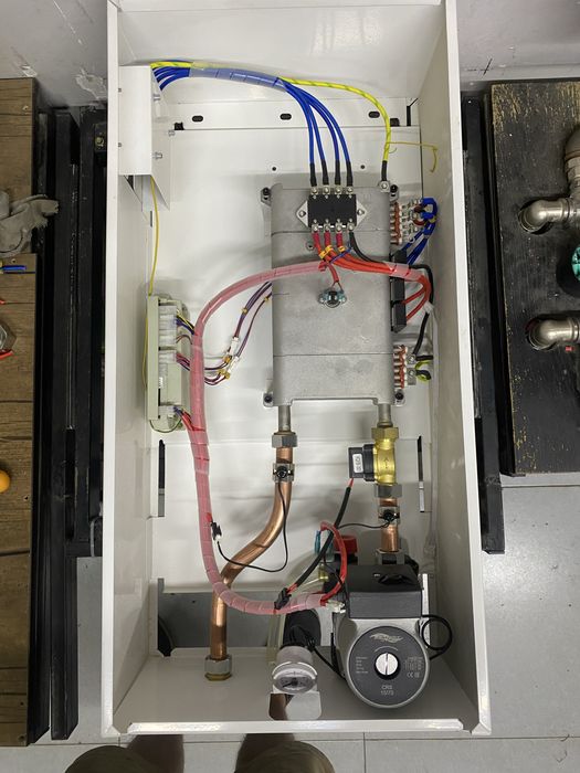 Электрический котёл , электрокотёл ,электронагреватель