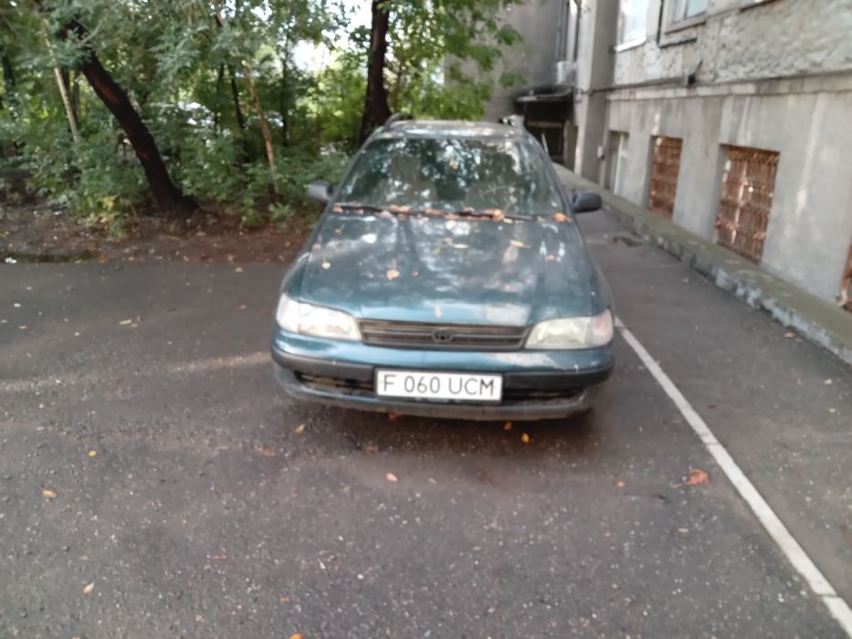 Carina E универсал