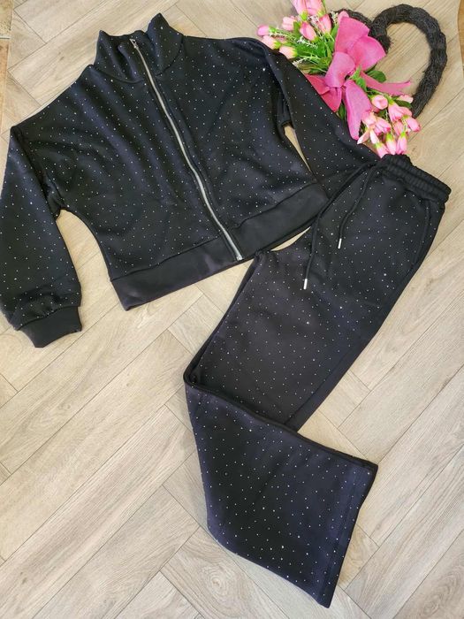 Дамски комплекти