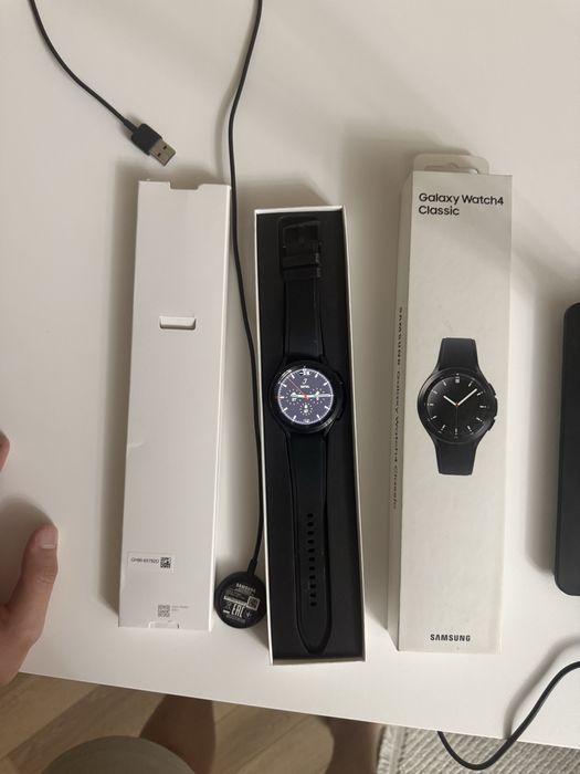 СРОЧНО Samsung Galaxy watch 4 Classic СРОЧНО
