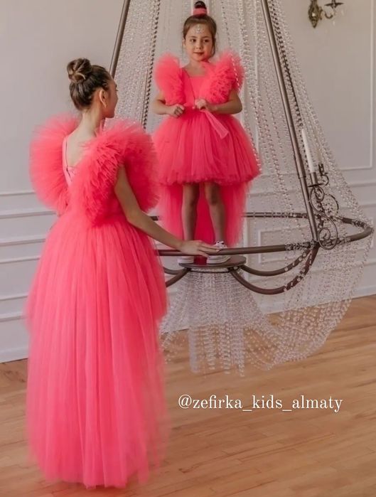 Нарядное платье для девочки