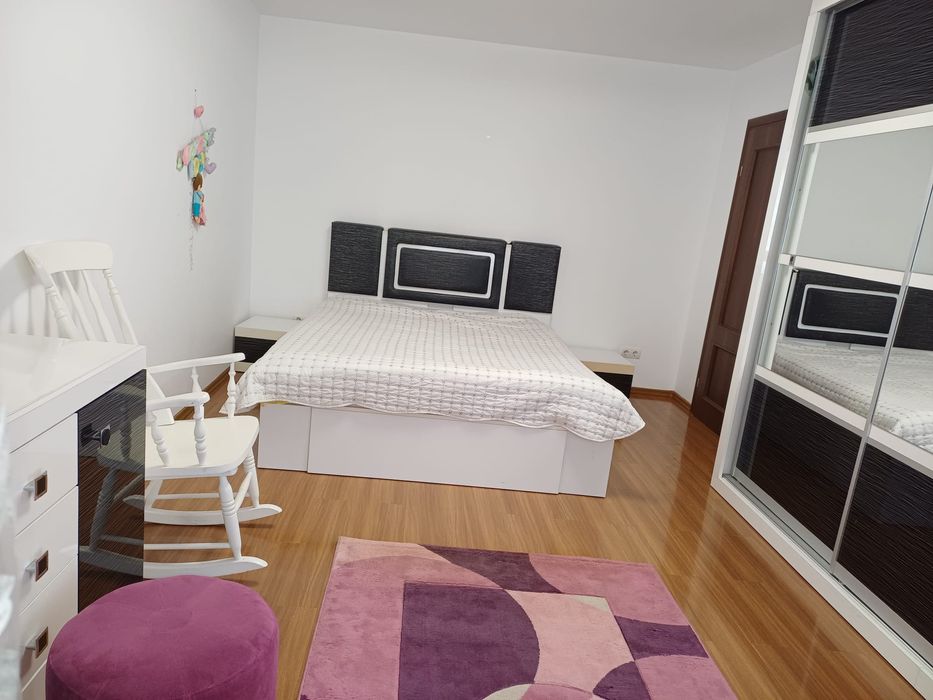 Inchiriez apartament 2 camere zona Gara